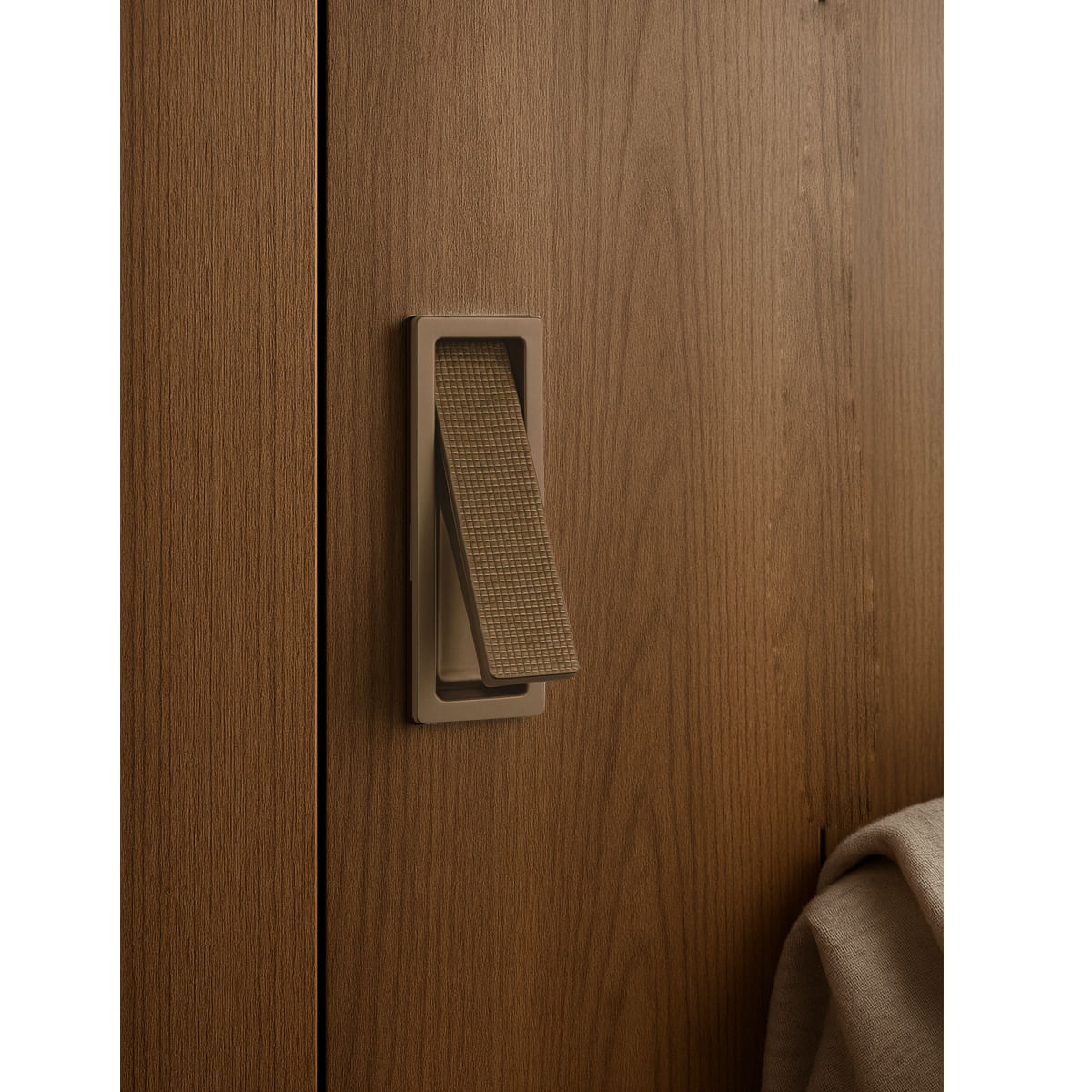 Puxador Piano de Embutir Pequeno Bronze Zen 67572_0